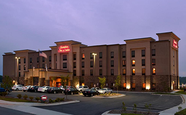 Hampton Inn & Suites University – Winston Salem